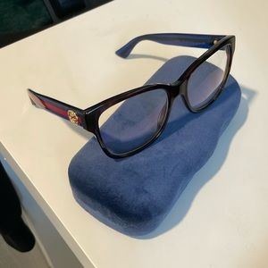 New Gucci glasses
